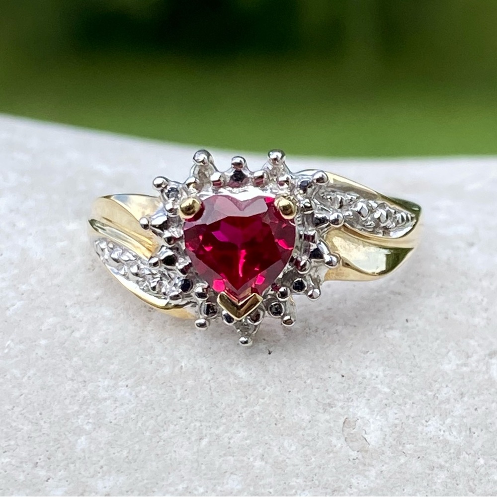 Genuine Ruby heart gemstone solid 10k gold ring with multiple Diamond accents